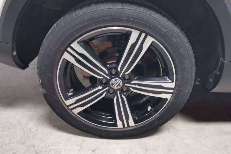 Used MG ZS 2020 Global Bestseller with 1.5L Engine Manual Transmission and a Massive 65-Inch Panoramic Sunroof Version
