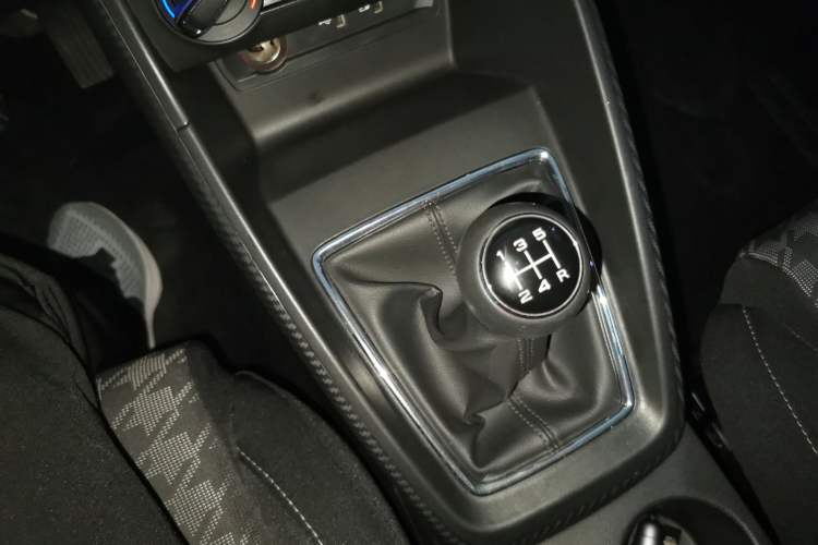 Used MG ZS 2020 Global Bestseller with 1.5L Engine Manual Transmission and a Massive 65-Inch Panoramic Sunroof Version
