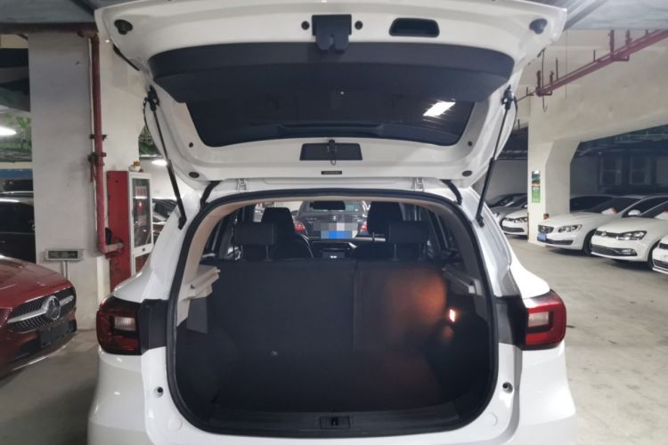 Used MG ZS 2020 Global Bestseller with 1.5L Engine Manual Transmission and a Massive 65-Inch Panoramic Sunroof Version
