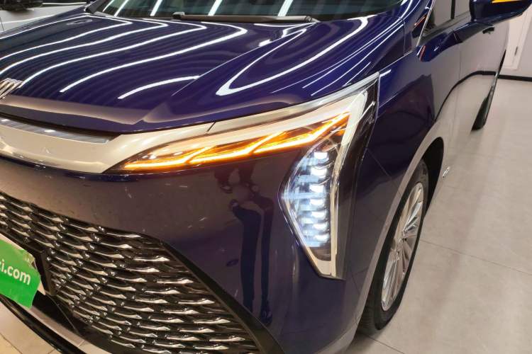 Used Buick Century 2023 2.0T Six-Seater Yinshi Edition
