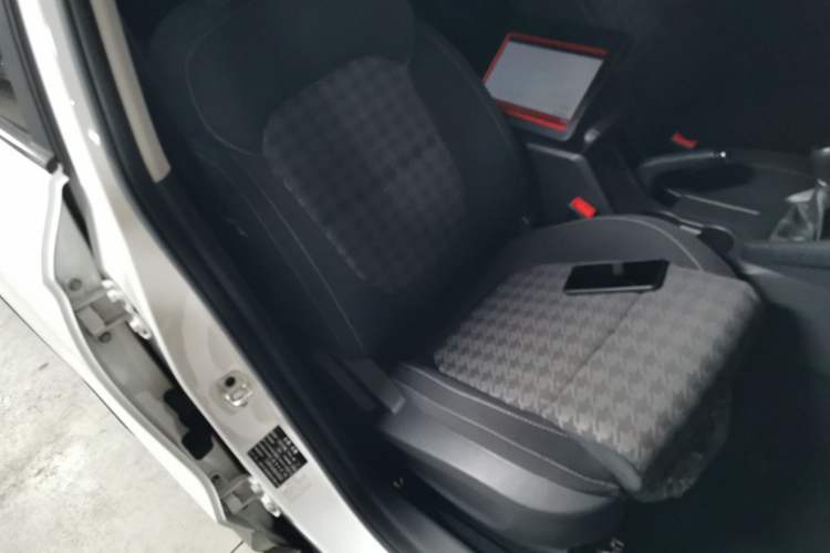 Used MG ZS 2020 Global Bestseller with 1.5L Engine Manual Transmission and a Massive 65-Inch Panoramic Sunroof Version
