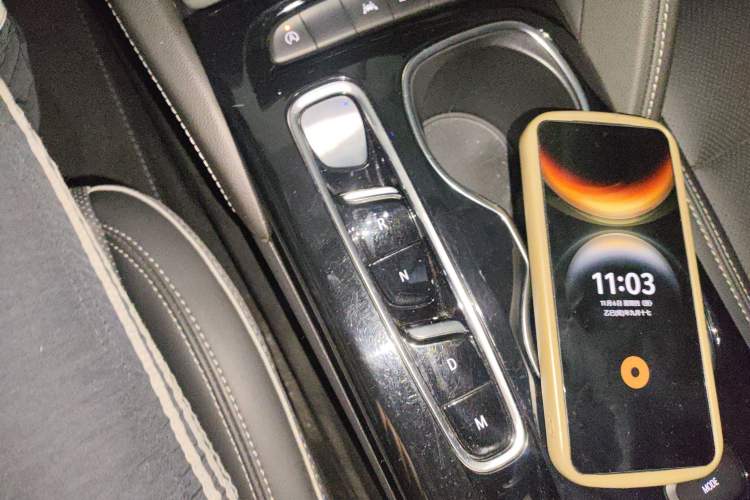 Used Buick Envision 2023 Encore S 552T Two-Wheel Drive Luxury Model
